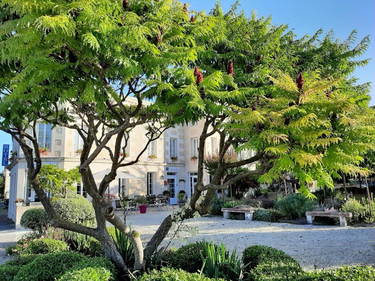 Logis Le Richelieu - Royan Atlantique Hotel 3*