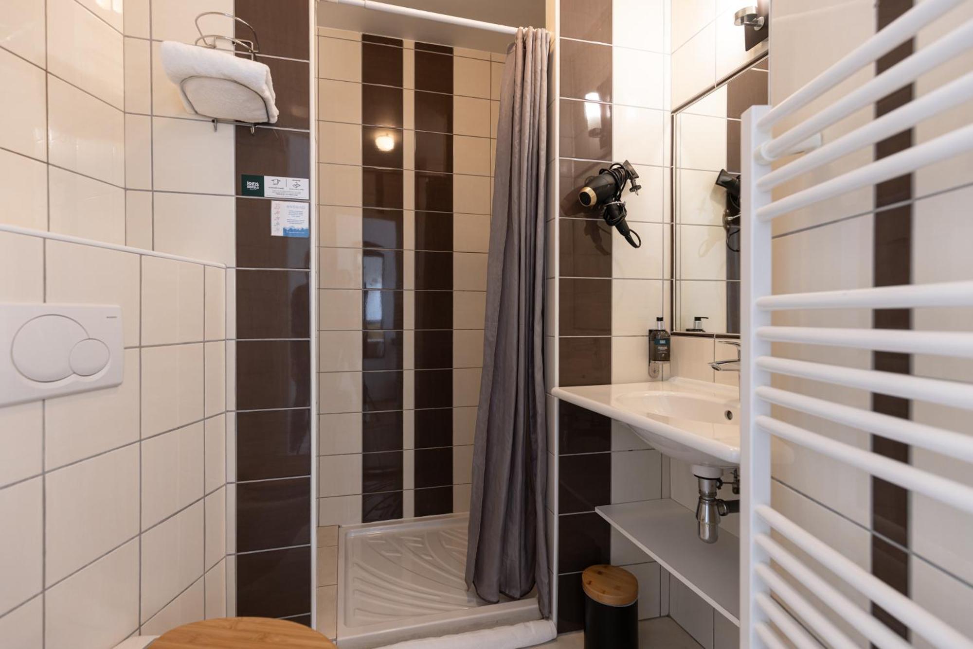 Logis Le Richelieu - Royan Atlantique Hotel 3*