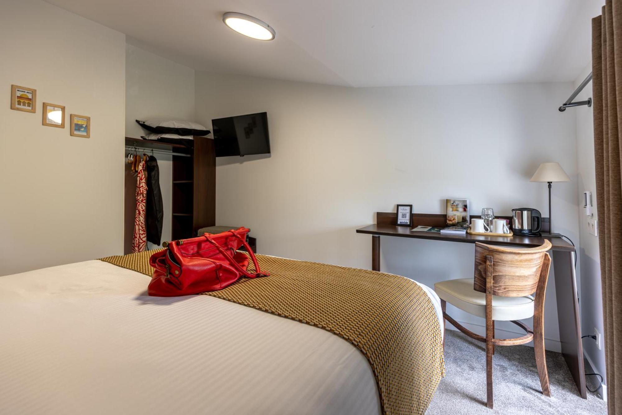 Logis Le Richelieu - Royan Atlantique Hotel