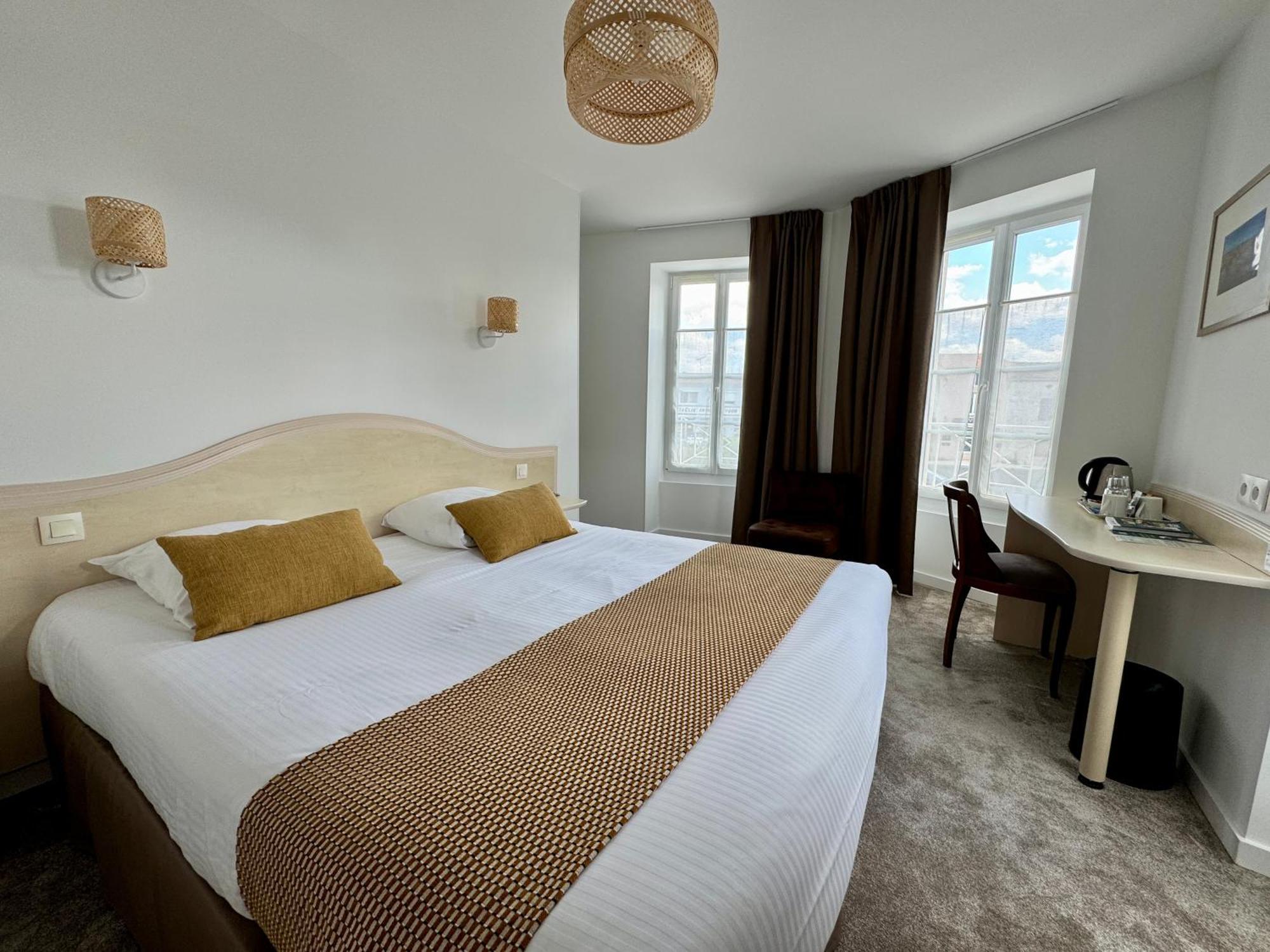 Logis Le Richelieu - Royan Atlantique 3* Saujon